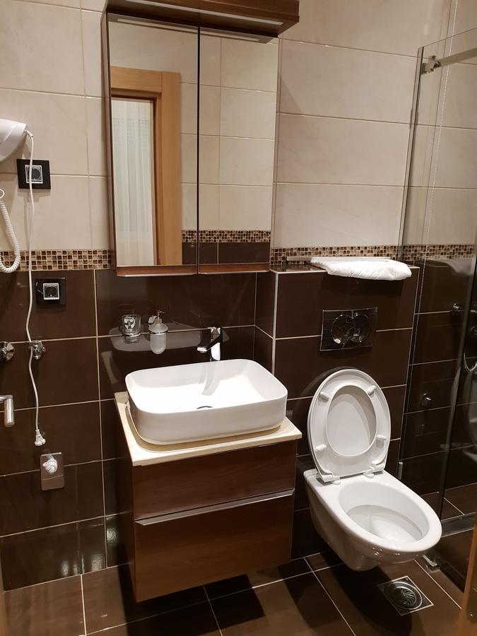 Konak Kutko Pančevo エクステリア 写真
