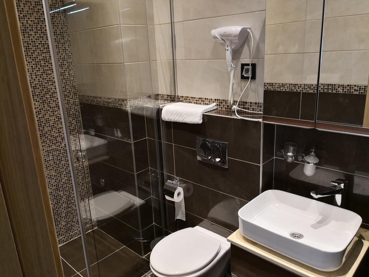 Konak Kutko Pančevo エクステリア 写真